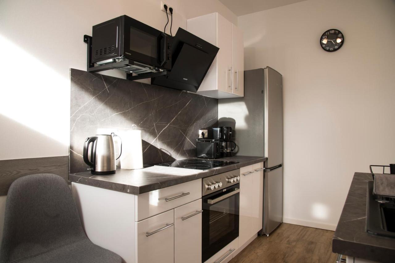 Schoene Ferienwohnung 78M2, 3 Schlafzimmer, 2 Baeder, Zentrumnah, 1Og Erfurt Luaran gambar